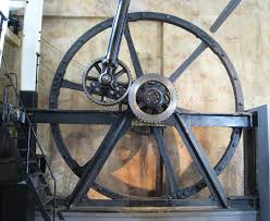 Sun-and-planet gear | Britannica - Encyclopedia Britannica - sun and planet gear