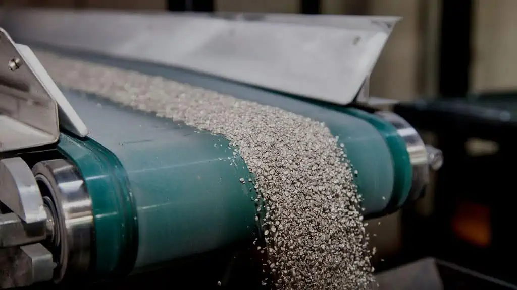 Illustrative example of conveyor belts from Google Search