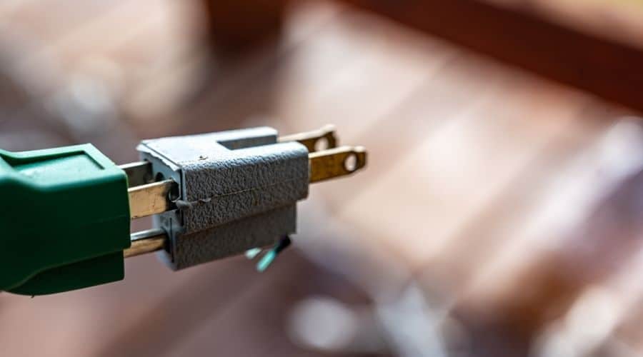 Illustrative example of electrical prongs from Google Search