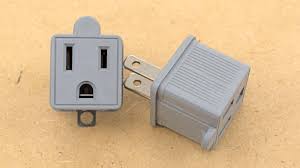 What Is the Difference Between Two- and Three-pronged Plugs? - electric plug 3 pin