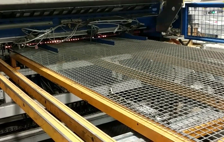 Illustrative example of hardware cloth from Google Search