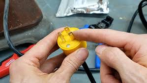 How to Replace 3 Prong Plug and Ensure Electrical Safety - prong plug