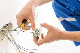 Anatomy of the Electrical Plug - Pat Murphy Electric - electrical prongs