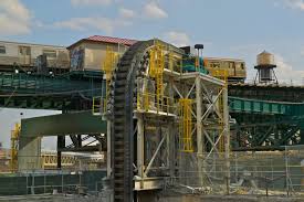 Vertical - Robbins - vertical conveyor