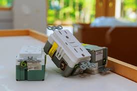 2-Prong vs. 3-Prong Outlets: Benefits & Differences - WM Henderson - prong plug