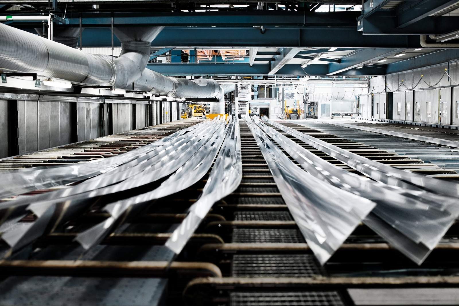 Illustrative example of aluminum extrusion manufacturers from Google Search