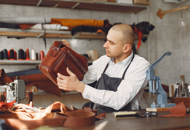 Illustrative example of custom bag manufacturer from Google Search