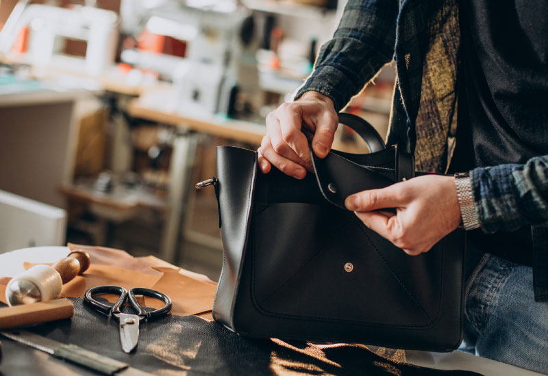 Illustrative example of custom bag manufacturer from Google Search